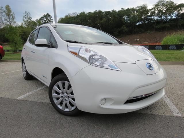 Nissan Leaf S